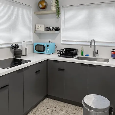 Newly Remodeled Full Apartment Miami Exterior photo